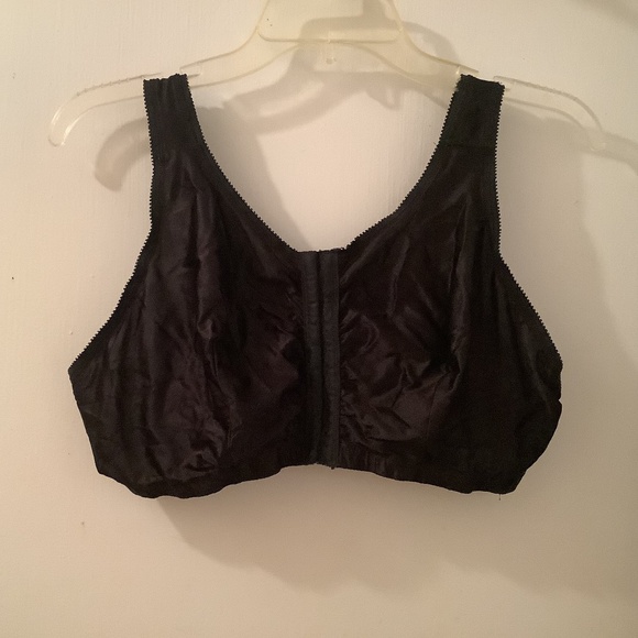 Hook front closure Bra size 50 NEW - Picture 1 of 4